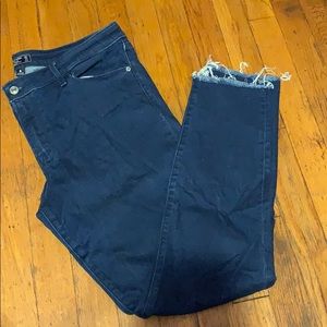 Abercrombie and Fitch cut hem fray skinny jean